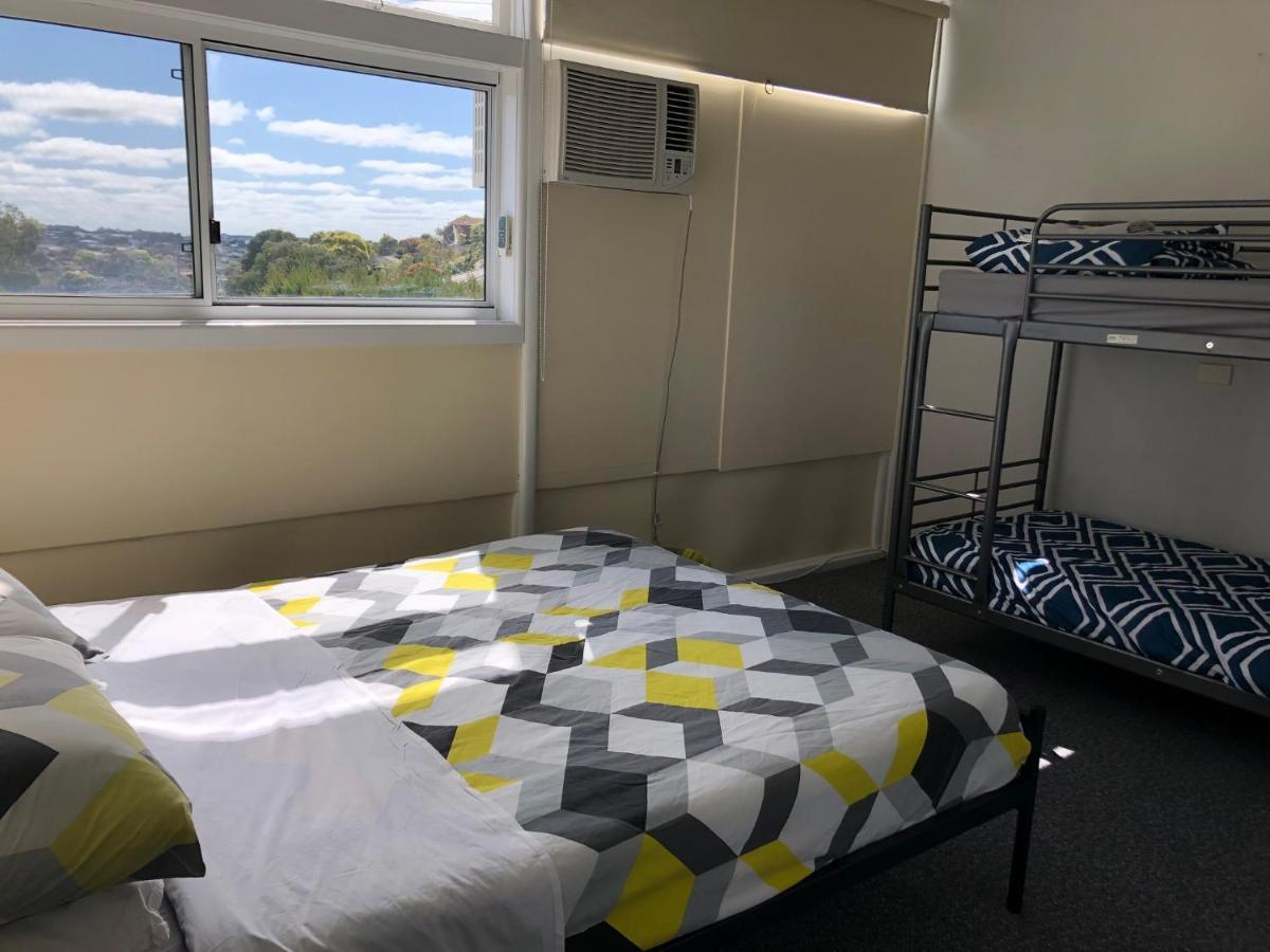Turn-In Motel Γουόρναμπουλ Εξωτερικό φωτογραφία