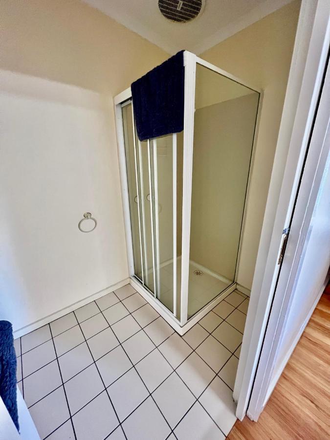 Turn-In Motel Γουόρναμπουλ Εξωτερικό φωτογραφία
