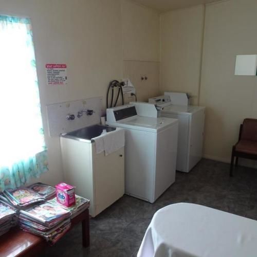 Turn-In Motel Γουόρναμπουλ Εξωτερικό φωτογραφία