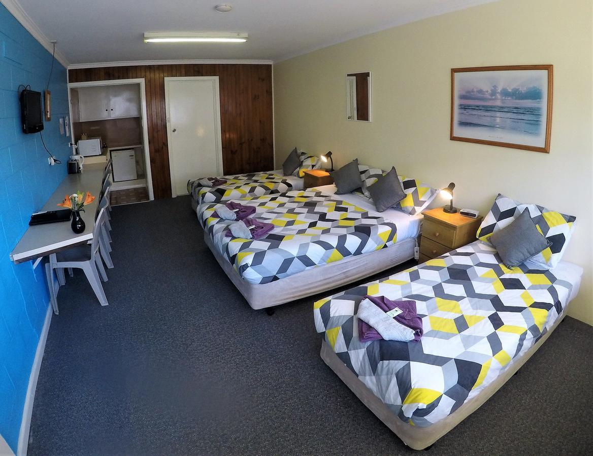 Turn-In Motel Γουόρναμπουλ Εξωτερικό φωτογραφία
