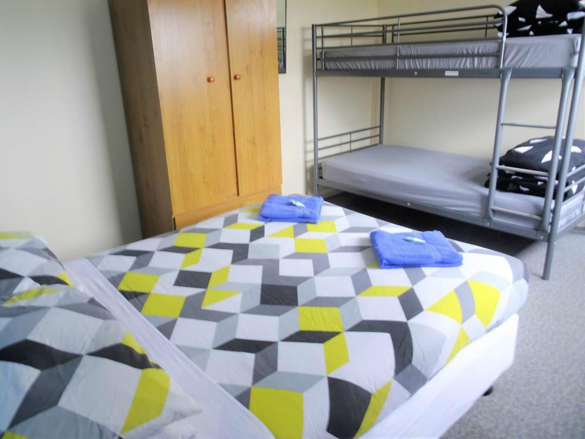 Turn-In Motel Γουόρναμπουλ Εξωτερικό φωτογραφία