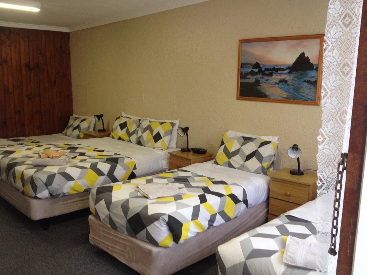 Turn-In Motel Γουόρναμπουλ Εξωτερικό φωτογραφία